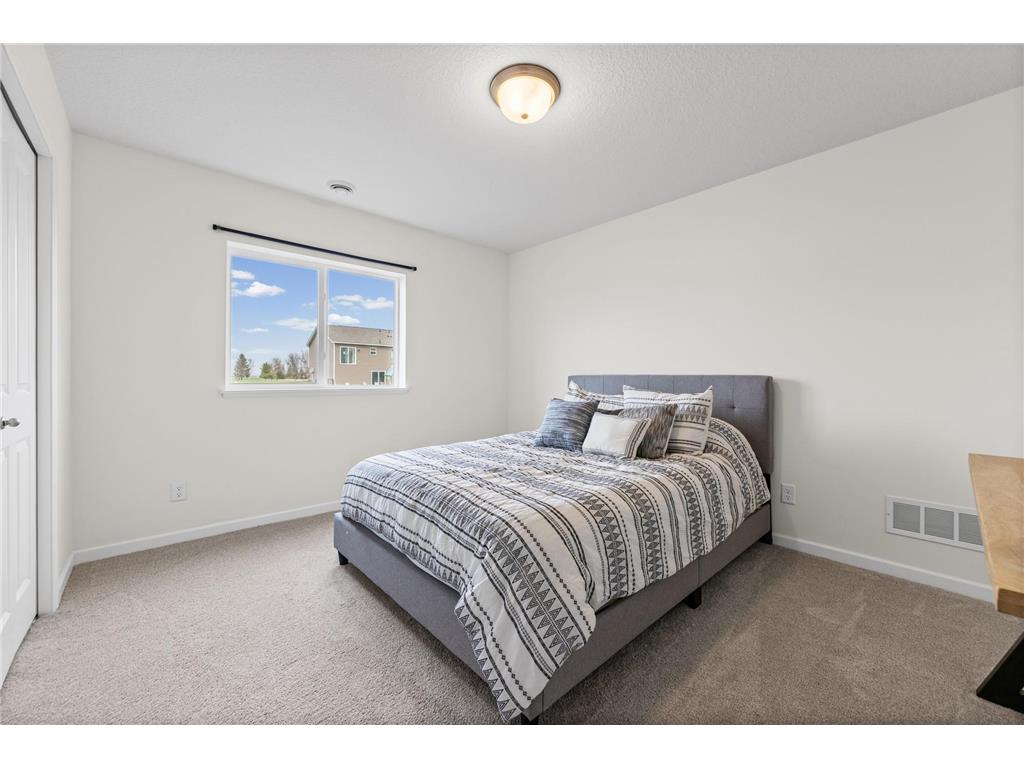 909 Emily Court NE Montgomery MN 56069 7085245 image33