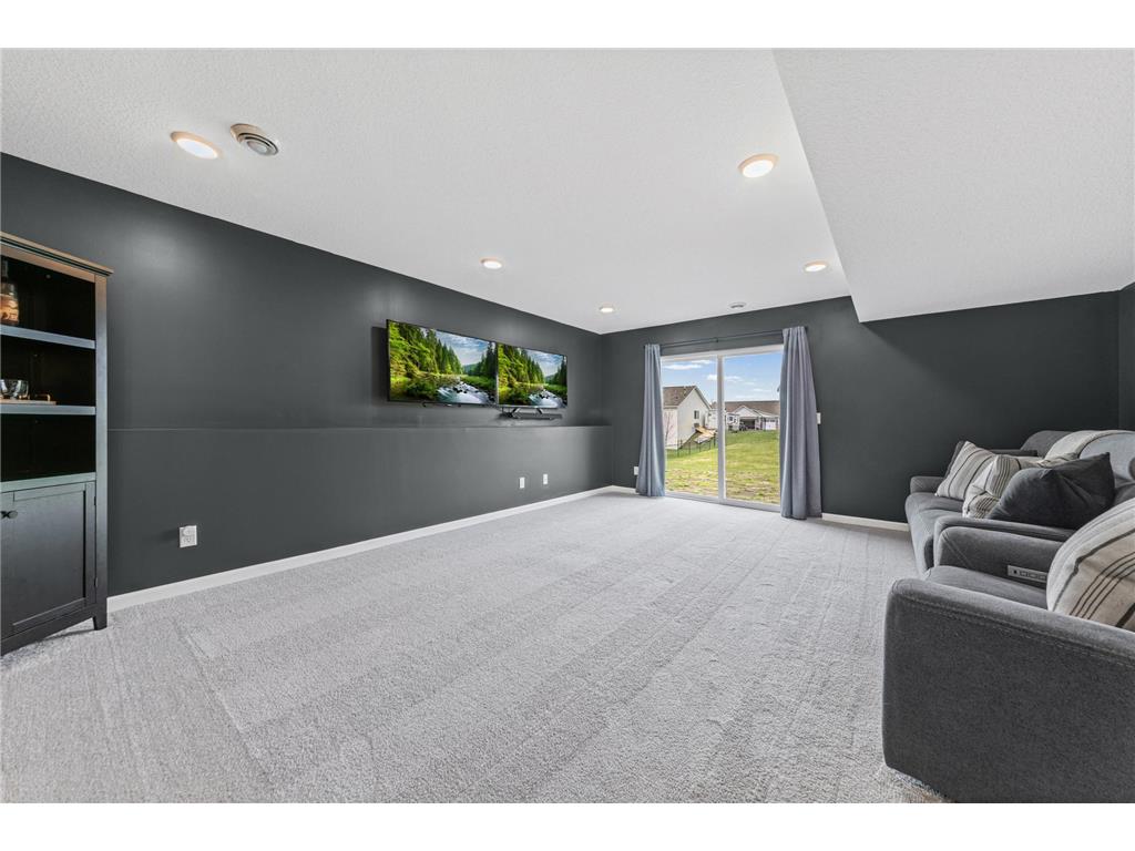 909 Emily Court NE Montgomery MN 56069 7085245 image37