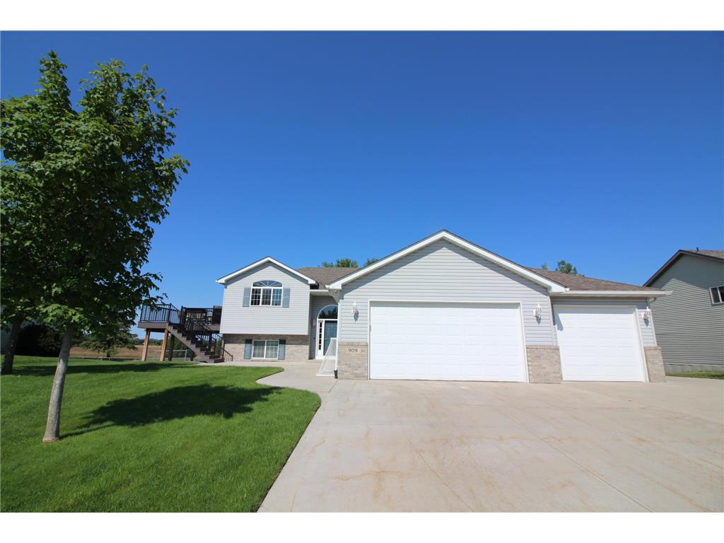 909 Isabella Avenue, Clearwater, MN, 55320 MLS 6471573 Edina Realty