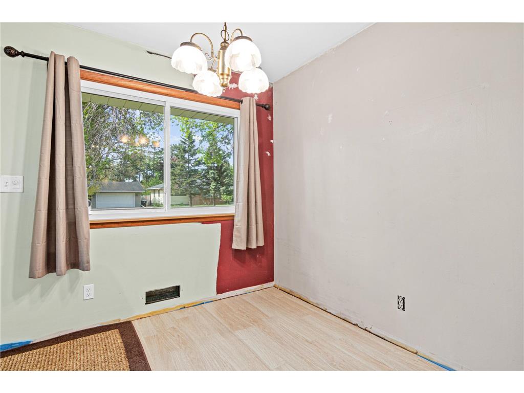 909 Jefferson Street Anoka MN 55303 7072312 image10