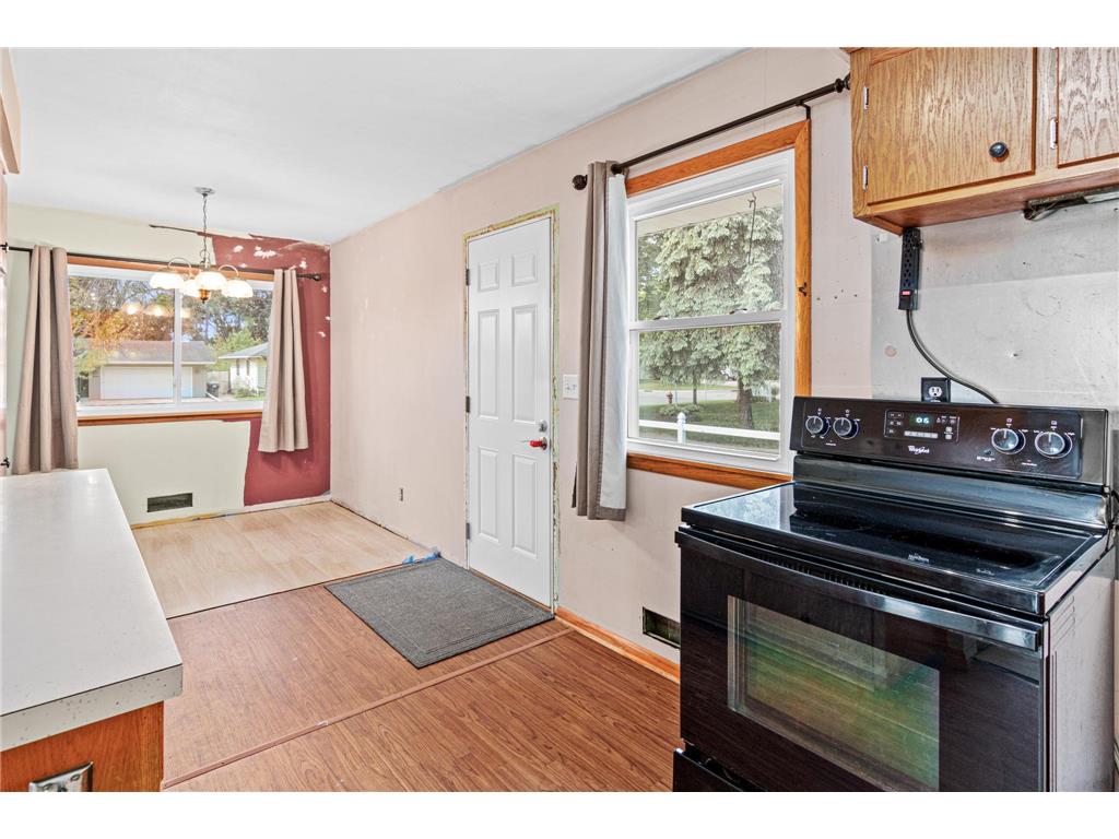 909 Jefferson Street Anoka MN 55303 7072312 image11