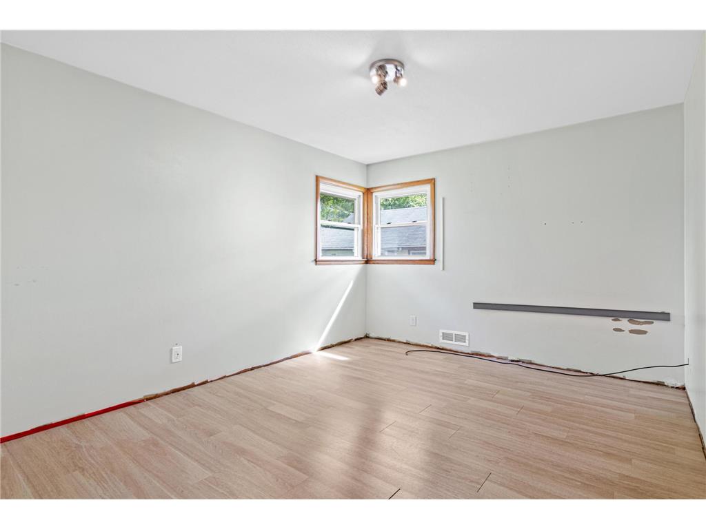 909 Jefferson Street Anoka MN 55303 7072312 image14