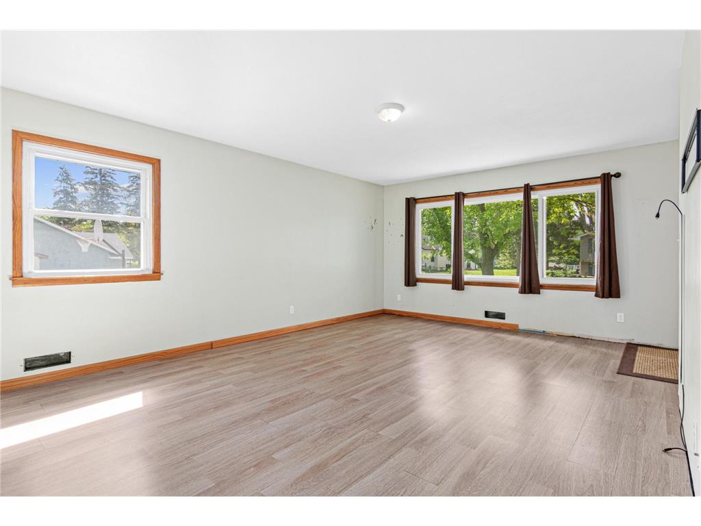 909 Jefferson Street Anoka MN 55303 7072312 image4