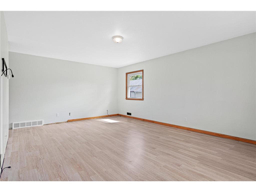 909 Jefferson Street Anoka MN 55303 7072312 image6