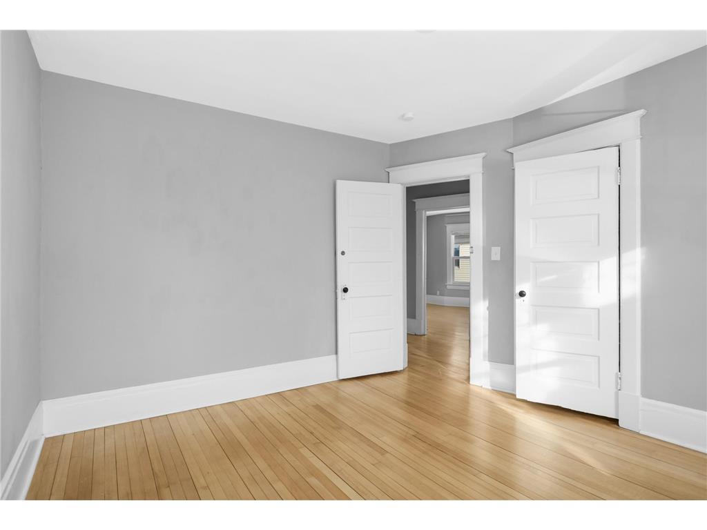 909 Marshall Avenue Saint Paul MN 55104 7009984 image26