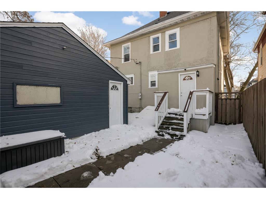 909 Marshall Avenue Saint Paul MN 55104 7009984 image36