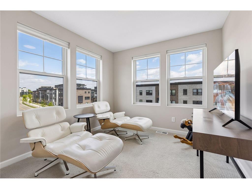 909 Mount Curve Boulevard #A Saint Paul MN 55116 7070747 image21
