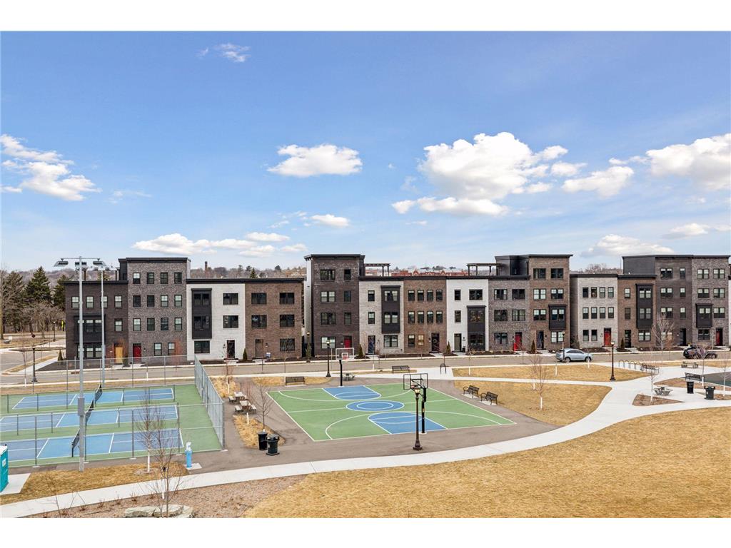 909 Mount Curve Boulevard #A Saint Paul MN 55116 7070747 image32