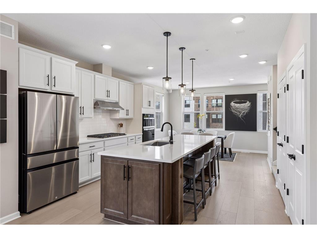 909 Mount Curve Boulevard #A Saint Paul MN 55116 7070747 image4