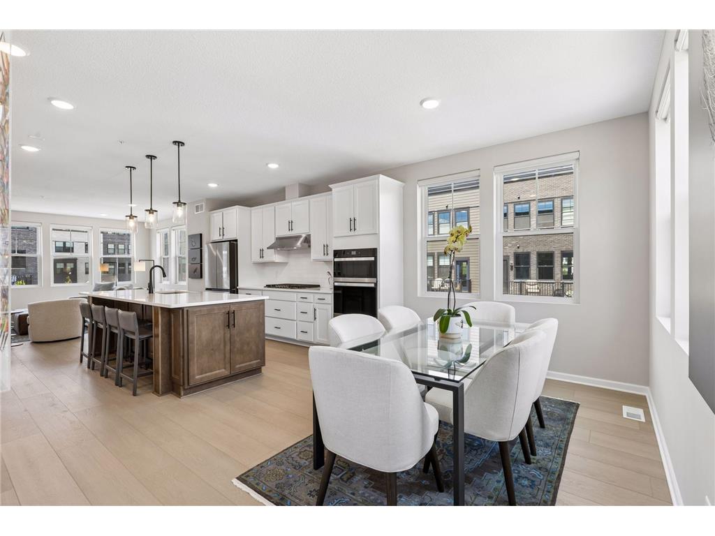 909 Mount Curve Boulevard #A Saint Paul MN 55116 7070747 image6