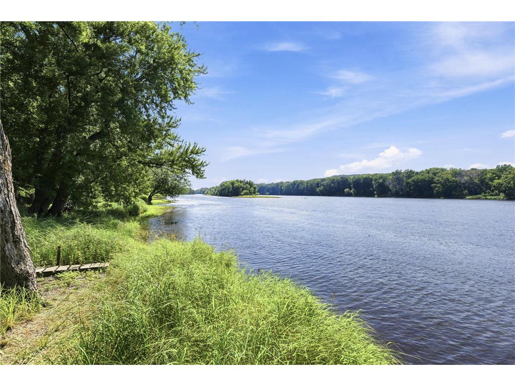 909 N Cascade Street Osceola WI 54020 - St Croix River 7110332 image1
