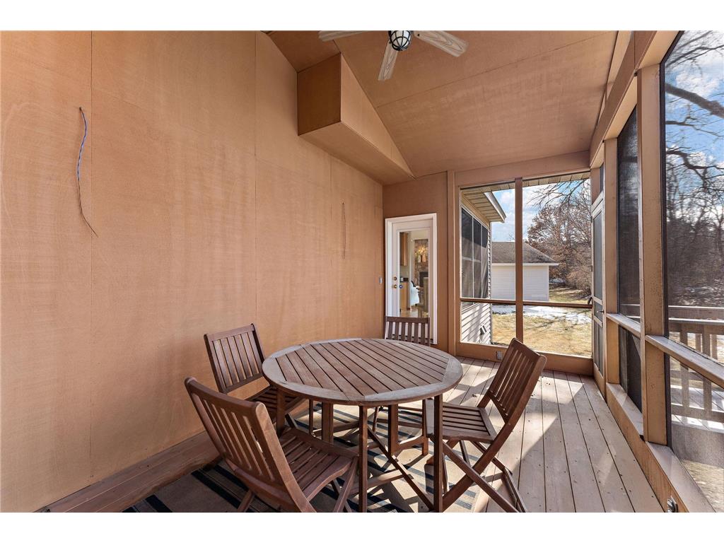 909 New Century Boulevard S Maplewood MN 55119 6804111 image20