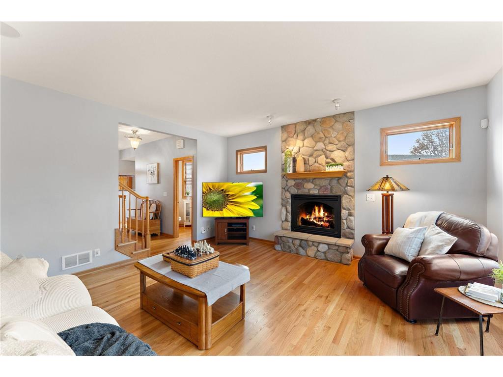 909 New Century Boulevard S Maplewood MN 55119 6804111 image22