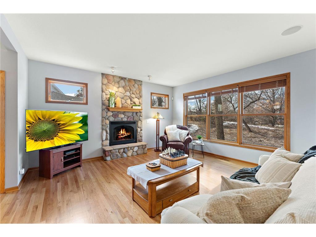 909 New Century Boulevard S Maplewood MN 55119 6804111 image24