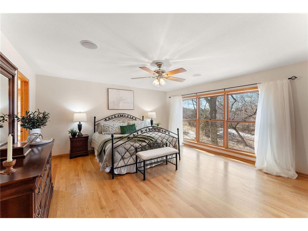 909 New Century Boulevard S Maplewood MN 55119 6804111 image31