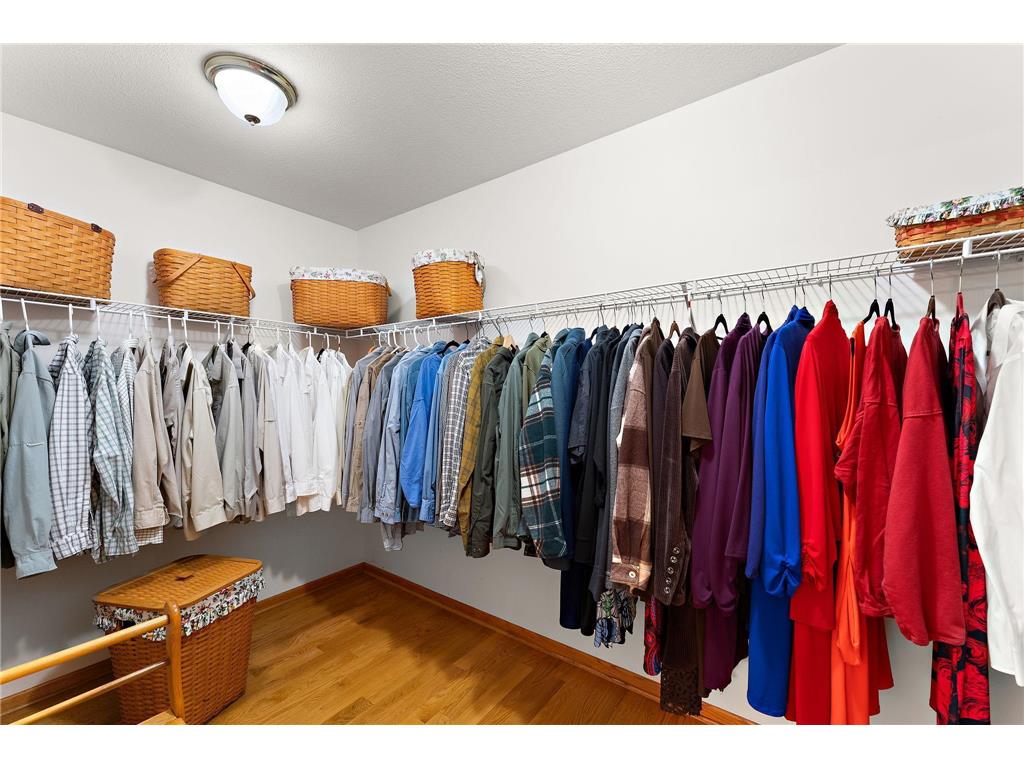 909 New Century Boulevard S Maplewood MN 55119 6804111 image36
