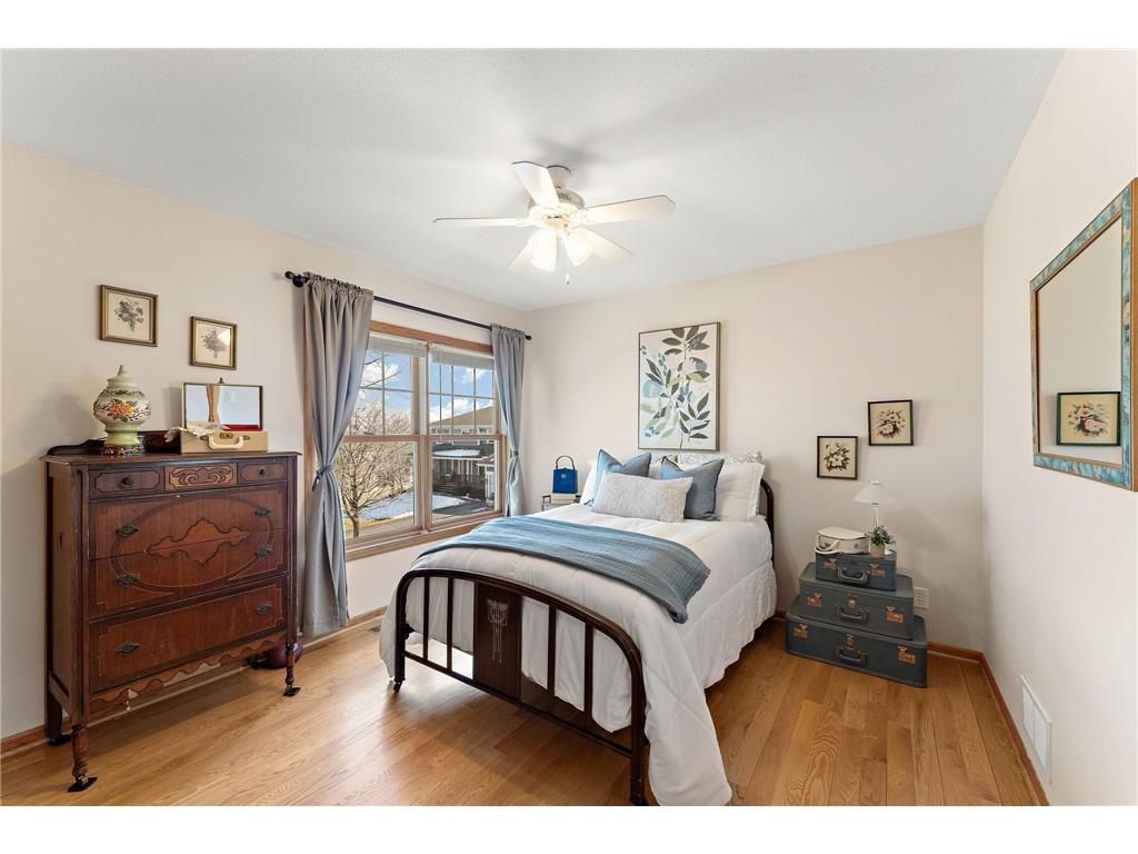 909 New Century Boulevard S Maplewood MN 55119 6804111 image39
