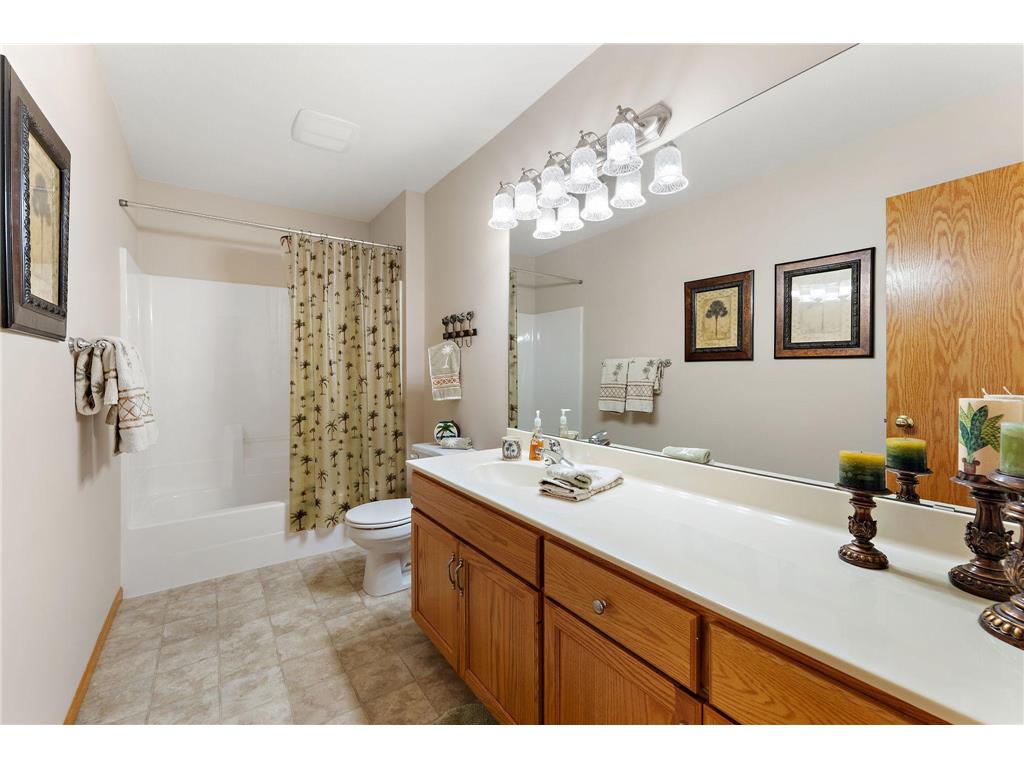 909 New Century Boulevard S Maplewood MN 55119 6804111 image41