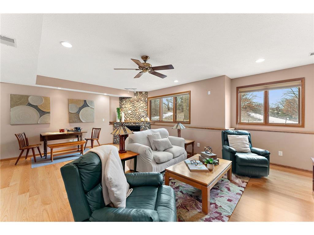 909 New Century Boulevard S Maplewood MN 55119 6804111 image51
