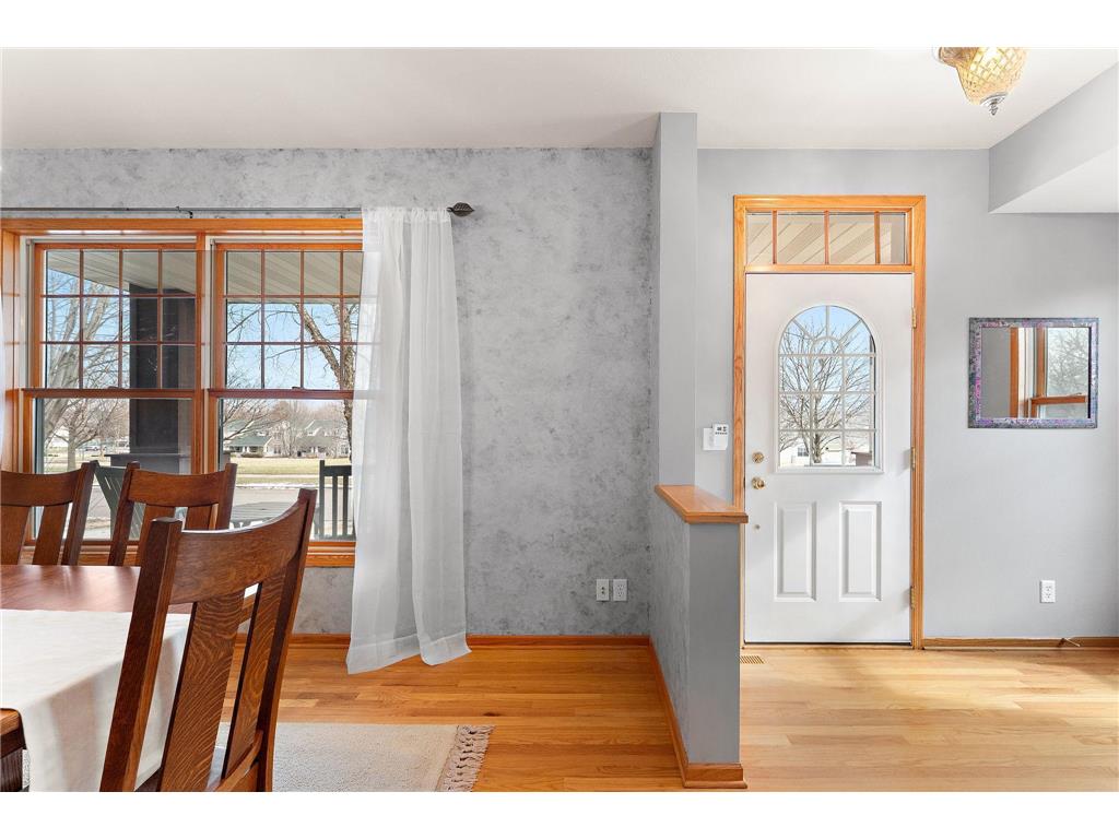 909 New Century Boulevard S Maplewood MN 55119 6804111 image6