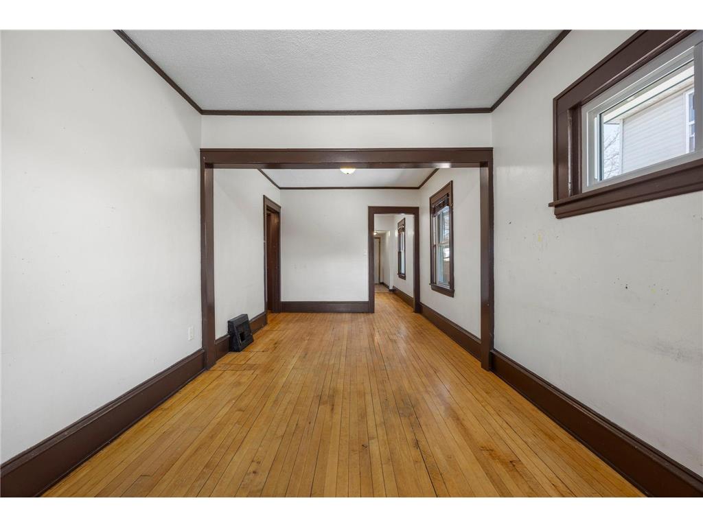 909 Saint Anthony Avenue Saint Paul MN 55104 7038067 image12
