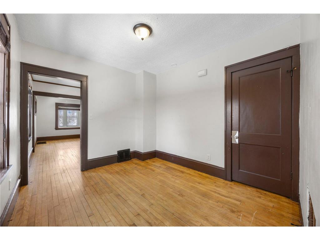 909 Saint Anthony Avenue Saint Paul MN 55104 7038067 image17