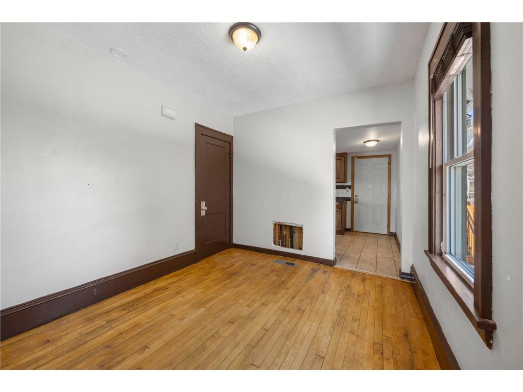 909 Saint Anthony Avenue Saint Paul MN 55104 7038067 image22