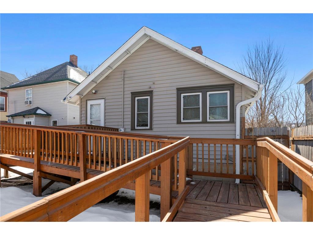 909 Saint Anthony Avenue Saint Paul MN 55104 7038067 image32
