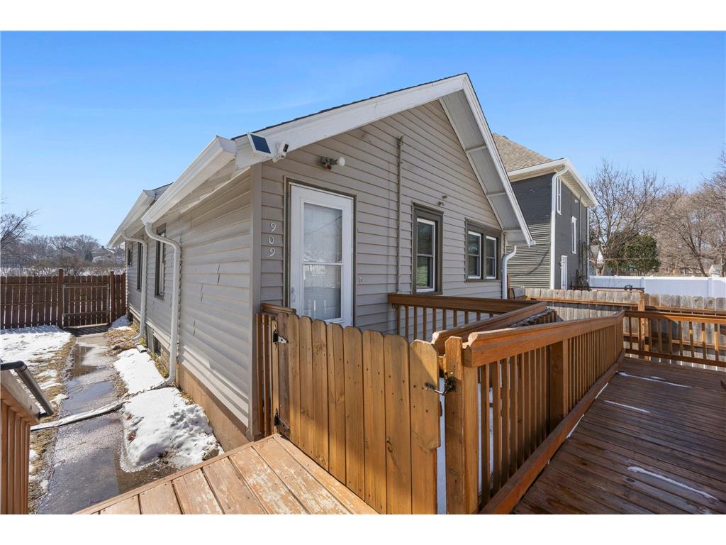 909 Saint Anthony Avenue Saint Paul MN 55104 7038067 image34