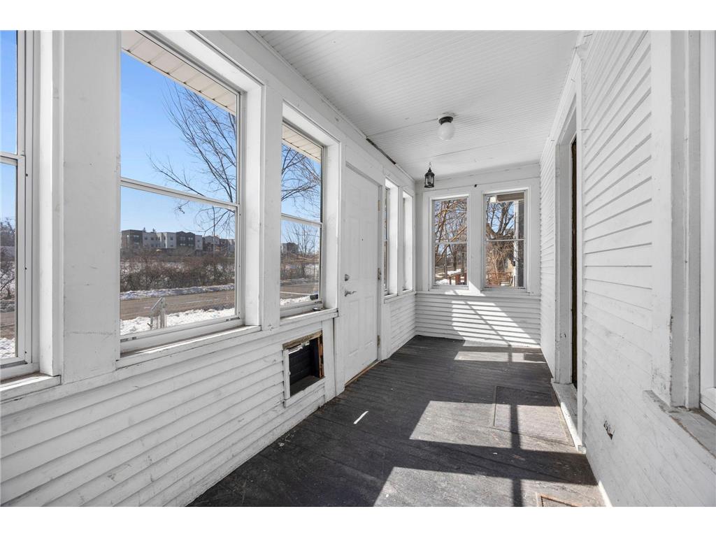 909 Saint Anthony Avenue Saint Paul MN 55104 7038067 image6