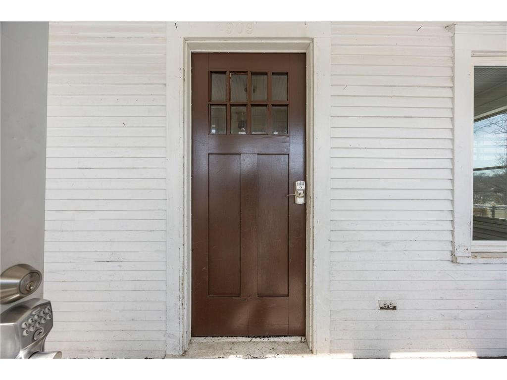 909 Saint Anthony Avenue Saint Paul MN 55104 7038067 image8