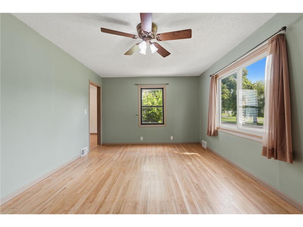 909 Selby Avenue Saint Paul Park MN 55071 7099685 image5