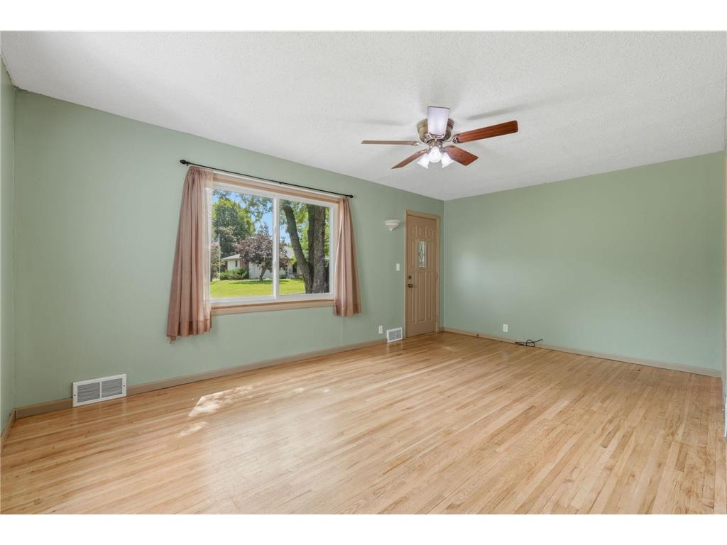 909 Selby Avenue Saint Paul Park MN 55071 7099685 image6