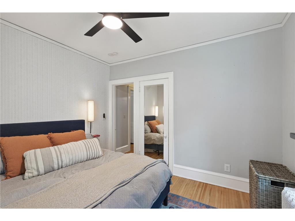 909 W 44th Street Minneapolis MN 55409 7009024 image17