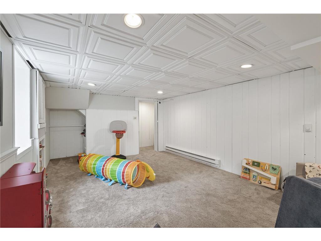 909 W 44th Street Minneapolis MN 55409 7009024 image27