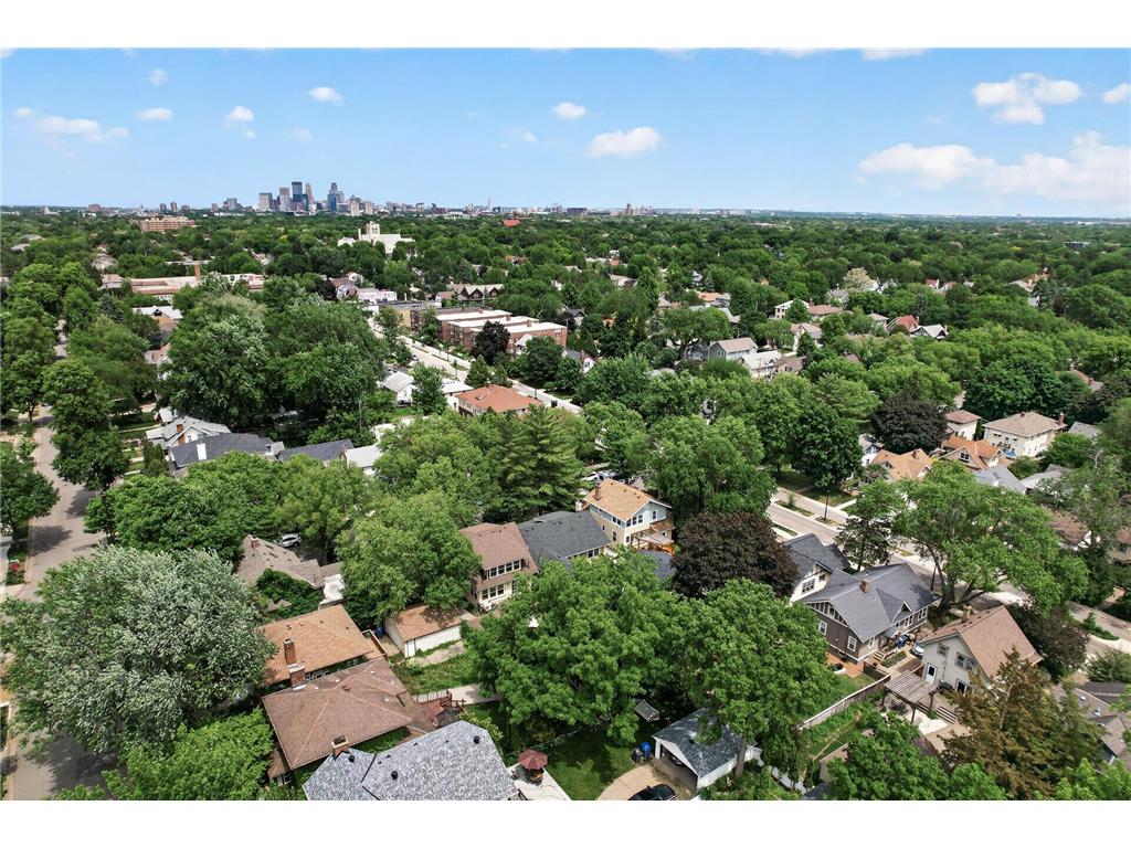 909 W 44th Street Minneapolis MN 55409 7009024 image30
