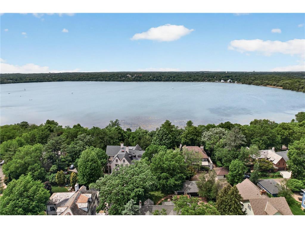 909 W 44th Street Minneapolis MN 55409 7009024 image31