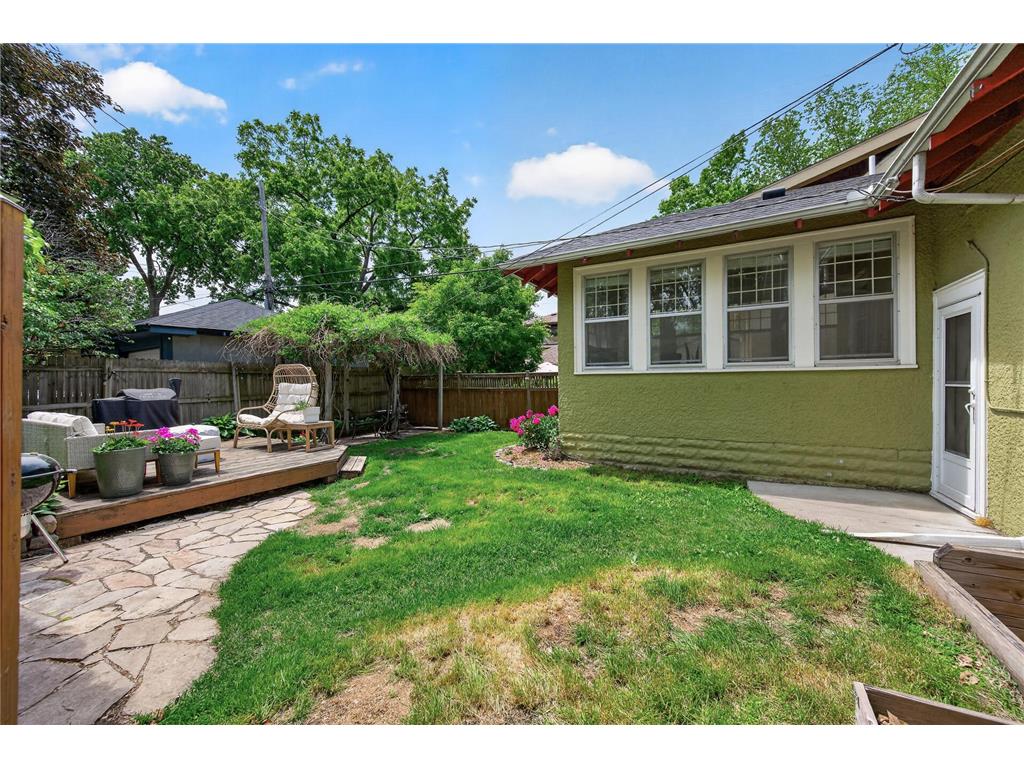 909 W 44th Street Minneapolis MN 55409 7009024 image34