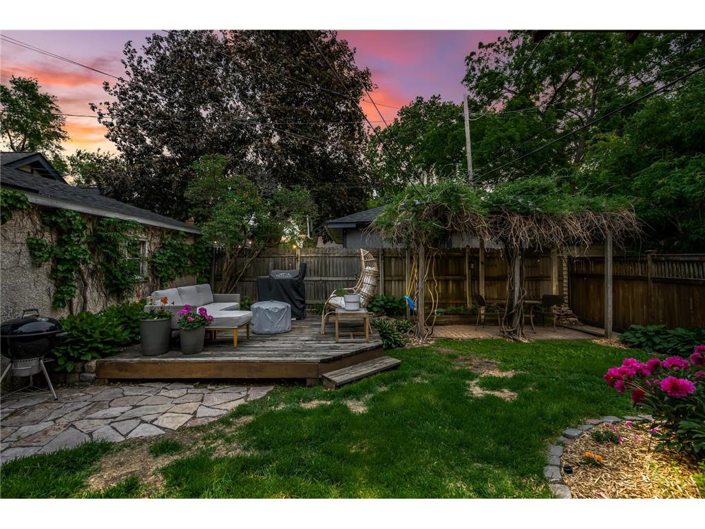 909 W 44th Street Minneapolis MN 55409 7009024 image46