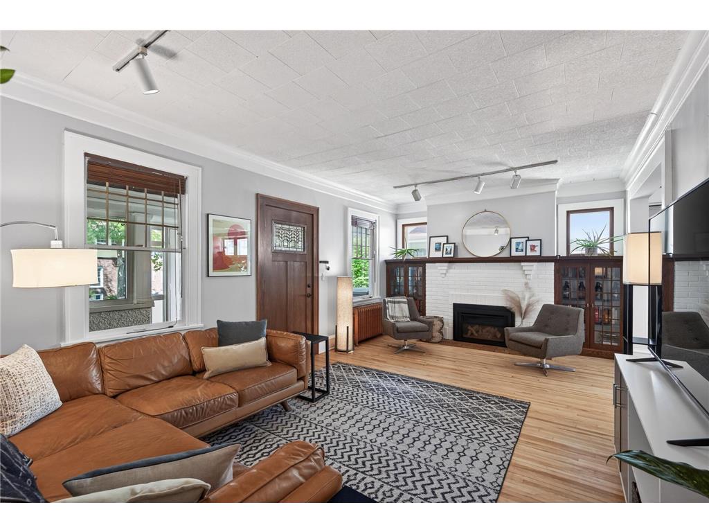 909 W 44th Street Minneapolis MN 55409 7009024 image7