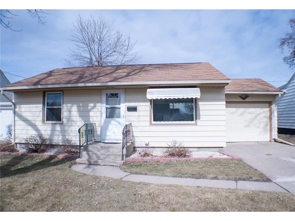 909 Willow Street Fairmont MN 56031 6492747 image1
