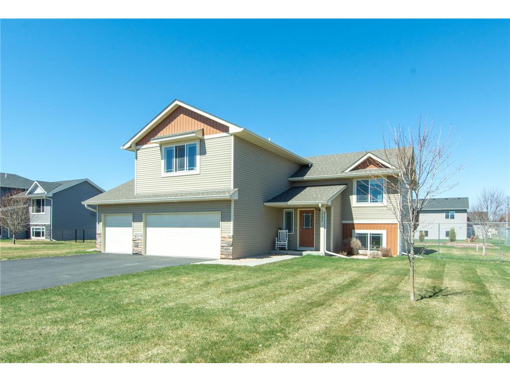 9090 Wolves Street Brainerd MN 56401 7058205 image1
