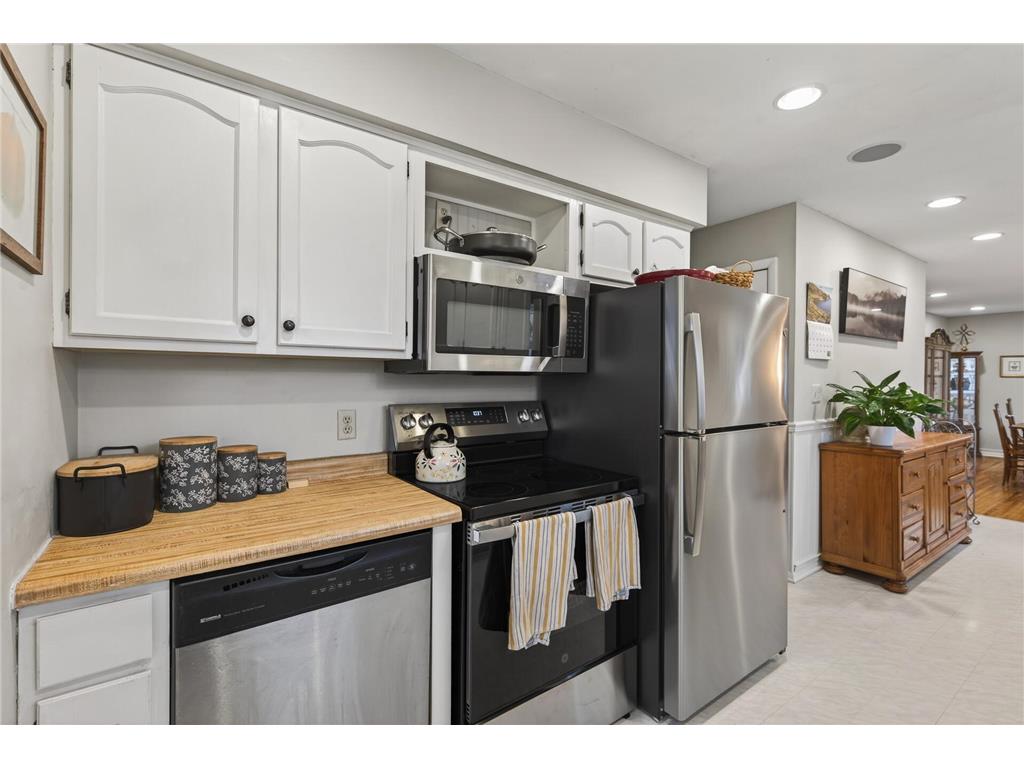 9091 W Staring Lane Eden Prairie MN 55347 7044312 image8