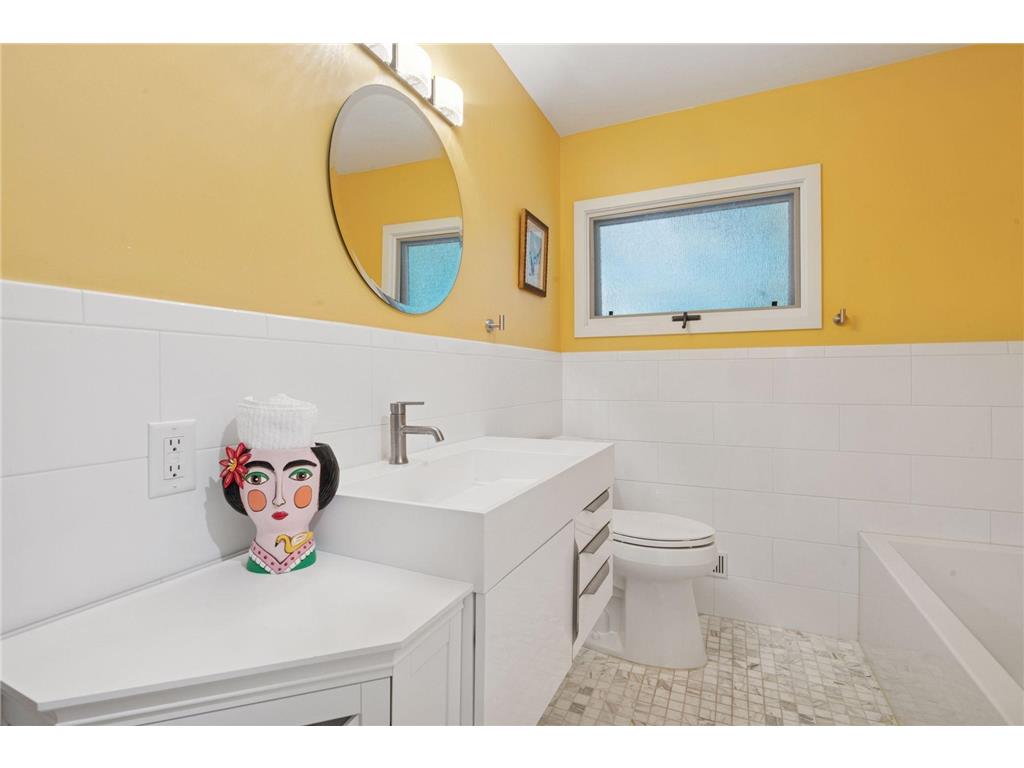 91 Forest Dale Road Minneapolis MN 55410 7011505 image19