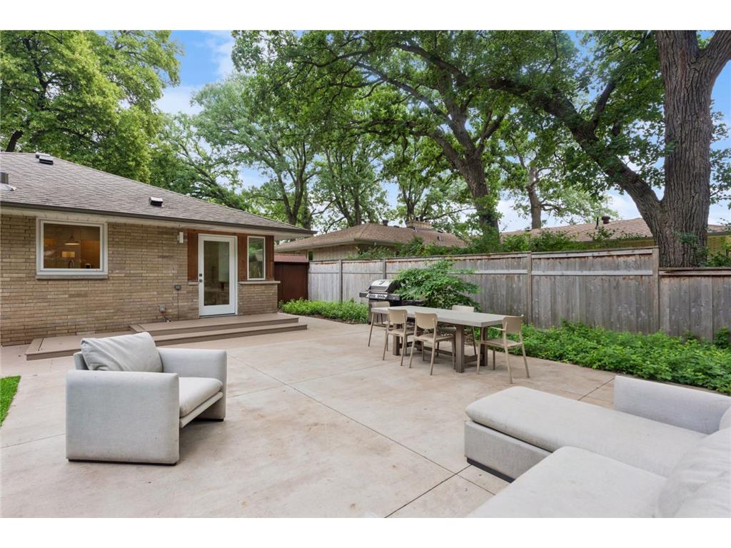 91 Mid Oaks Lane Roseville MN 55113 7105863 image23