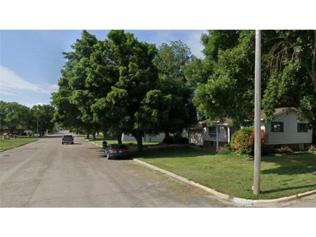 910 11th Street Granite Falls MN 56241 6423750 image1