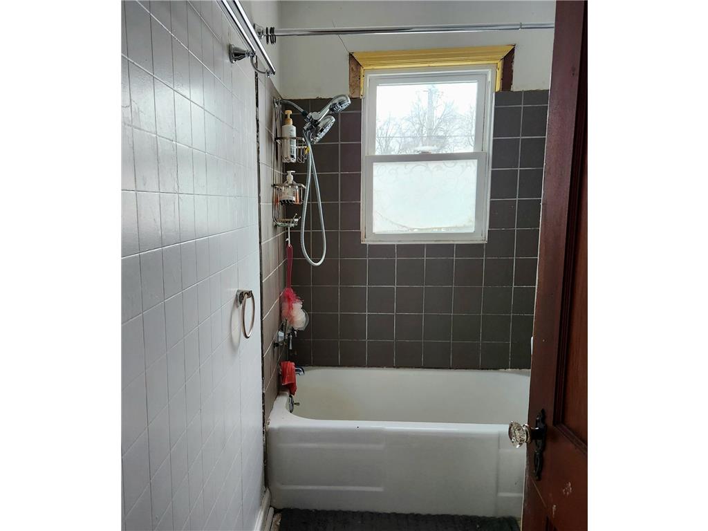 910 11th Street International Falls MN 56649 7013147 image17