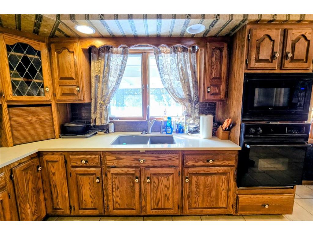 910 3rd Avenue SW Pipestone MN 56164 7036281 image12