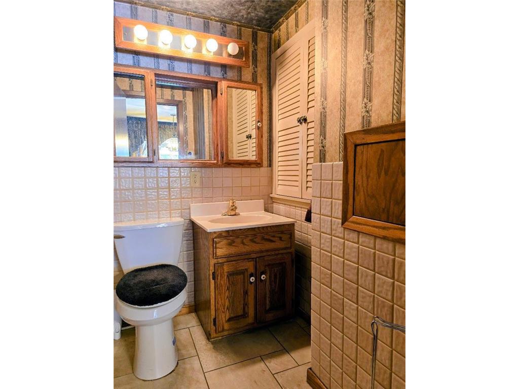 910 3rd Avenue SW Pipestone MN 56164 7036281 image19