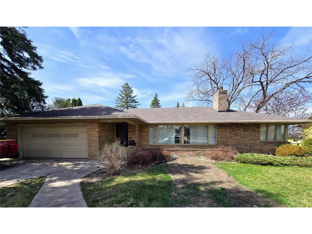 910 3rd Avenue SW Pipestone MN 56164 7036281 image2